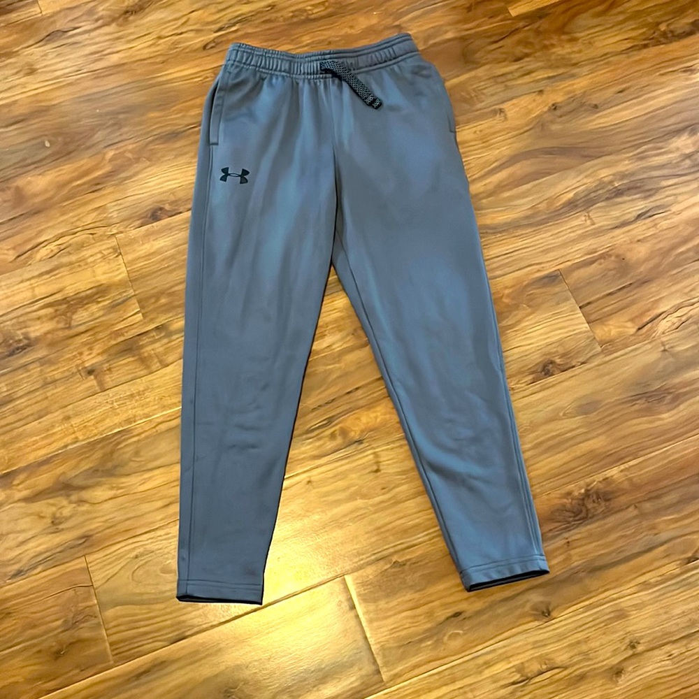 Boys Under amour sweat pants